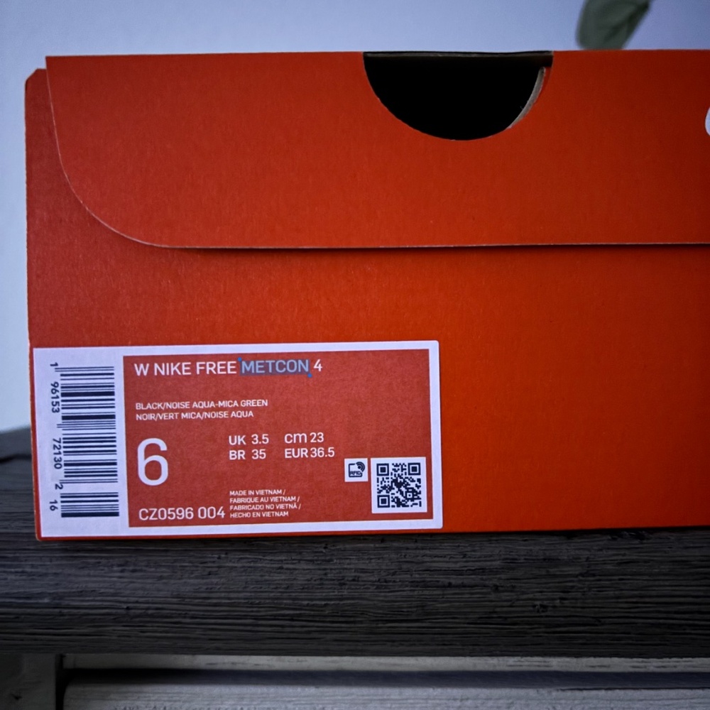 WOMEN'S NIKE FREE METCON 4 TRAINING SHOES - Picture 7 of 8